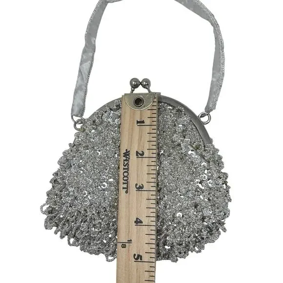 Cache Silver beaded sequins clutch bag - Picture 3 of 8